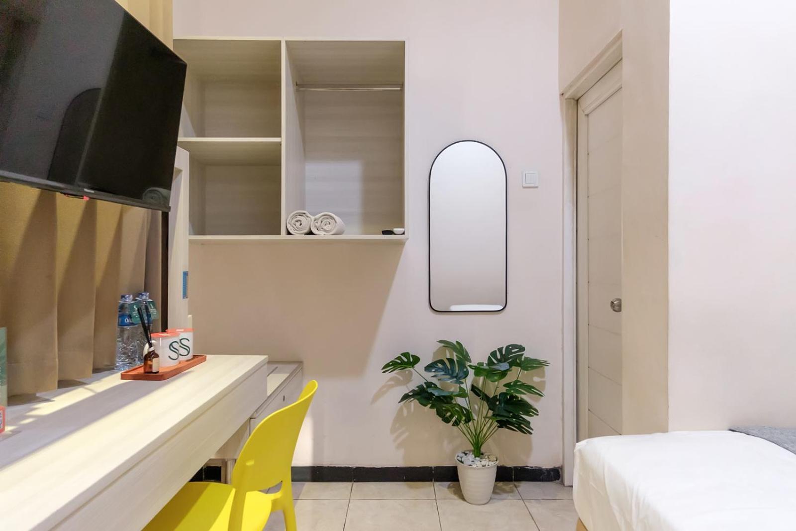 Mono Coliving Kertajaya Syariah, Sby Hotel Surabaia Exterior foto